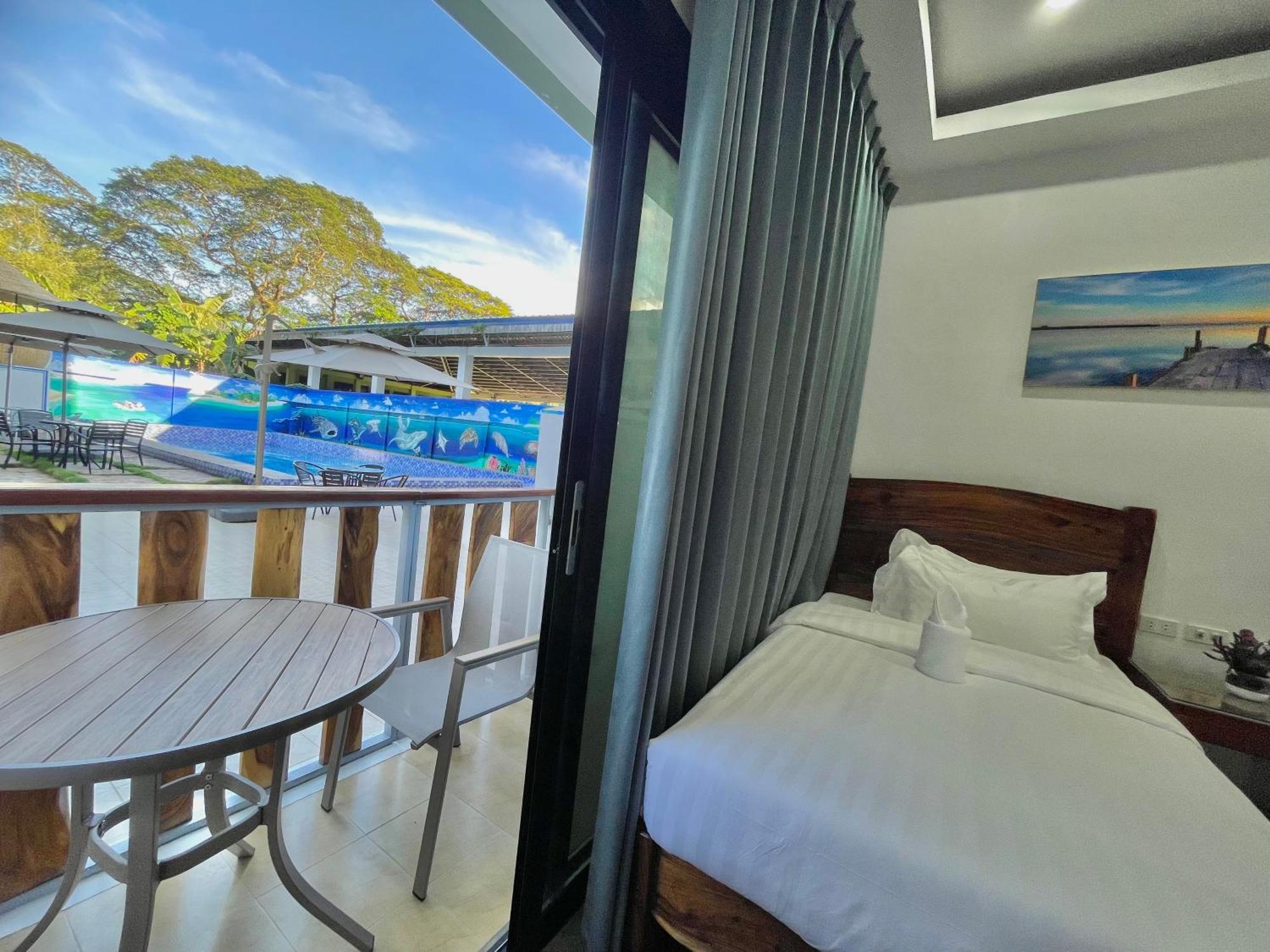 Panda Guest House Coron Exterior foto